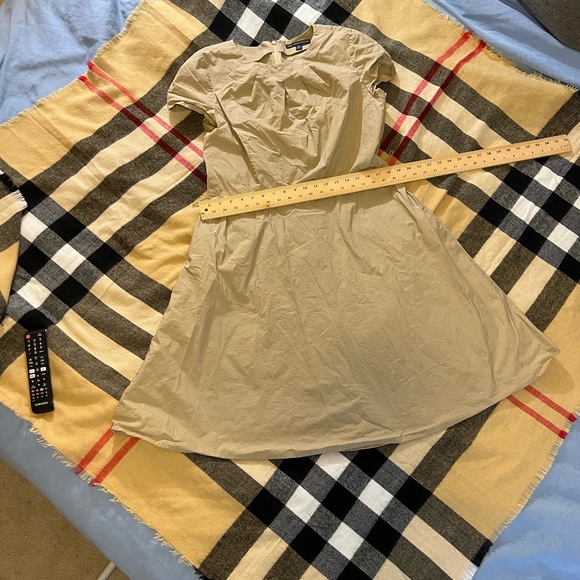 Brooks Brothers Dresses & Skirts - MEASURING A DRESS WIDTH WAIST HIPS LENGTH